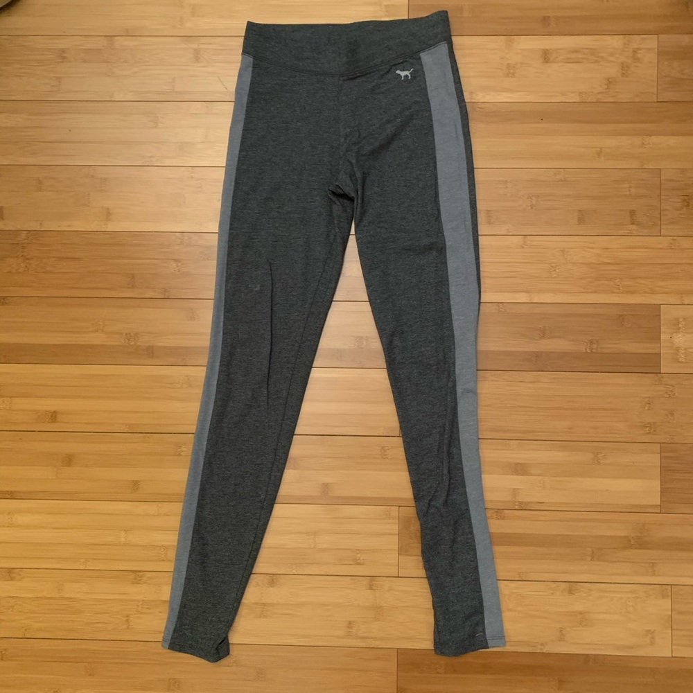 VS Pink leggings
